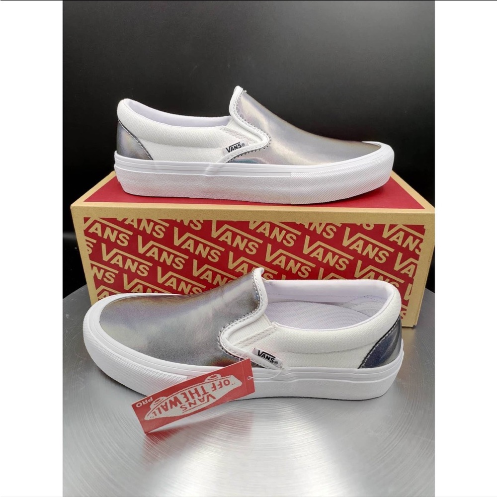 Women’s size 7 vans